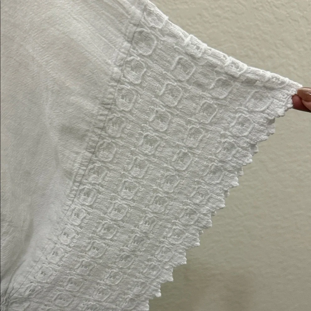 Elegant White Women's Swim Cover-Up - Picture 5 of 6